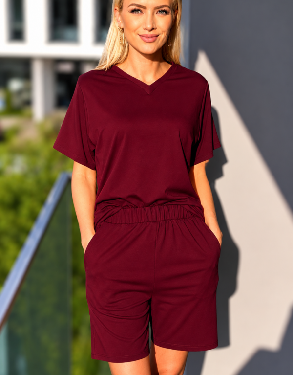 Compleu sport, pantalon scurt si tricou, grena