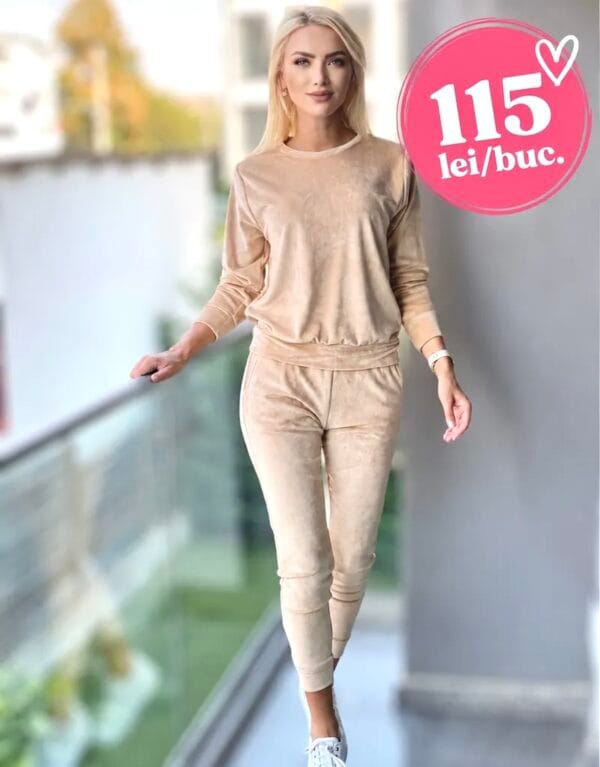 Trening catifea beige, clasic